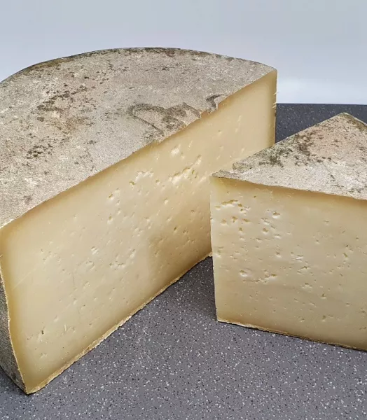 Tomme de Brebis Ossau Iraty